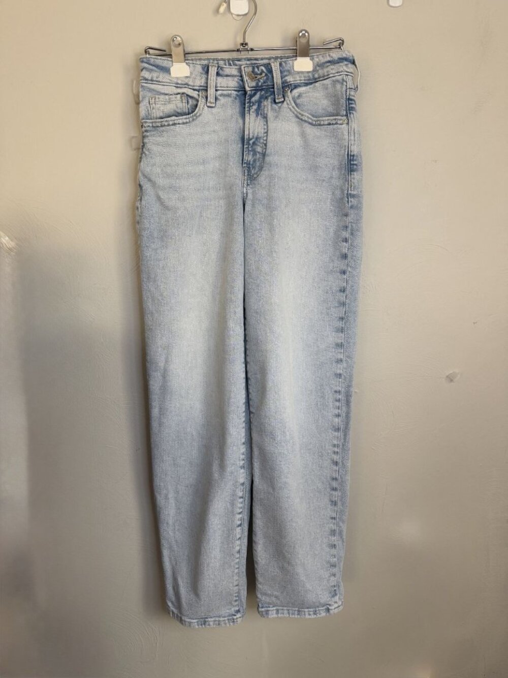 Old Navy High Rise Light Wash OG Luna Whisper Jean size 2 loose fit Retro